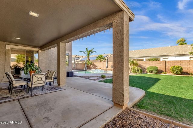 2952 E DENNISPORT Avenue, Gilbert, AZ 85295