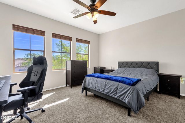 2952 E DENNISPORT Avenue, Gilbert, AZ 85295