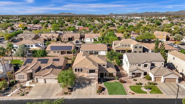 2952 E DENNISPORT Avenue, Gilbert, AZ 85295