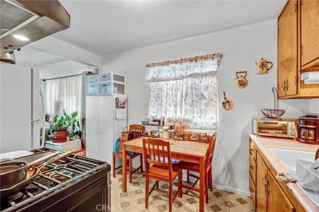 21109 S Santa Fe Ave, Carson, CA 90810