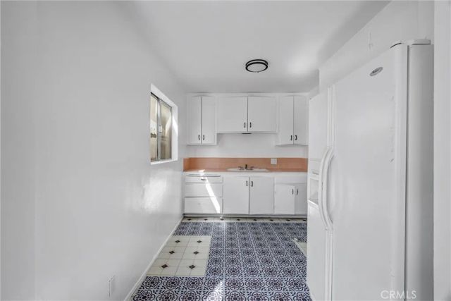 21109 S Santa Fe Ave, Carson, CA 90810