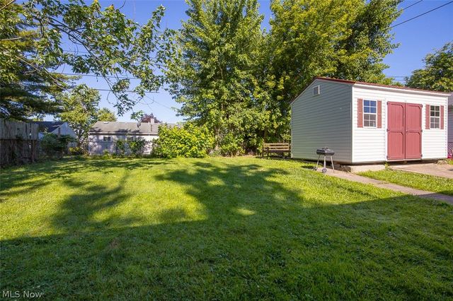 4144 Riverside Drive, Lorain, OH 44055