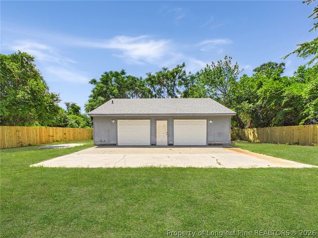 1104 Barwin Drive, Fayetteville, NC 28304