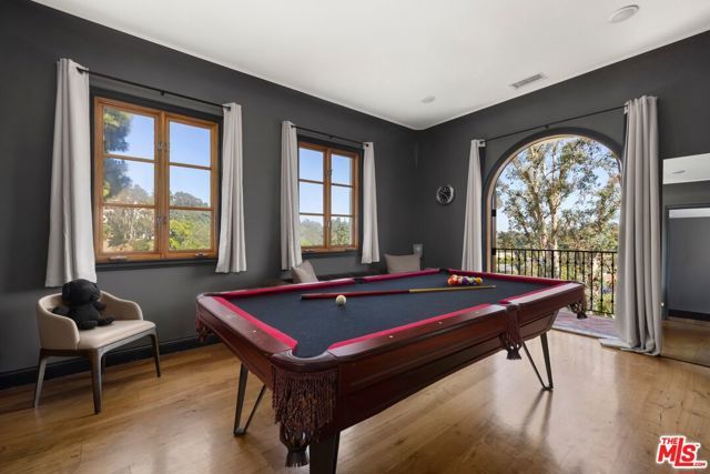 1214 Beverly View Drive, Beverly Hills, CA 90210