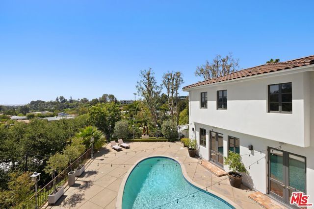 1214 Beverly View Drive, Beverly Hills, CA 90210