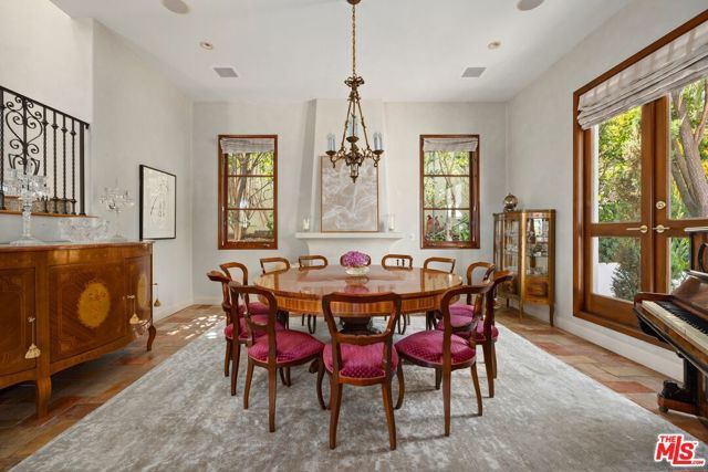 1214 Beverly View Drive, Beverly Hills, CA 90210