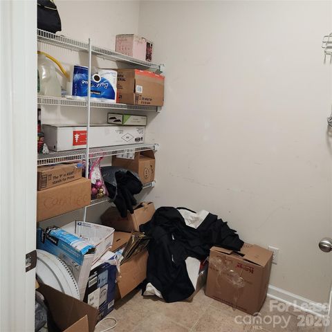 1045 Willow Wind Drive, Gastonia, NC 28054