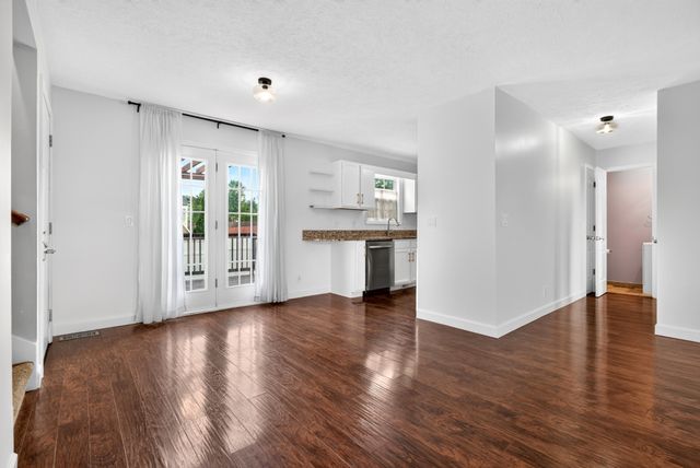 2824 Sharpie Dr, Clarksville, TN 37040