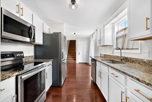 2824 Sharpie Dr, Clarksville, TN 37040