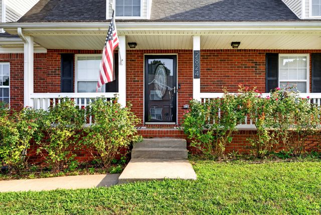 2824 Sharpie Dr, Clarksville, TN 37040
