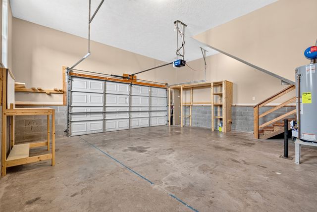 2824 Sharpie Dr, Clarksville, TN 37040