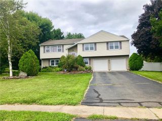 49 Cheshire Drive, South Windsor, CT 06074