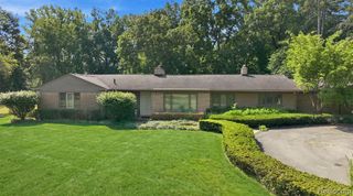 6975 Wing Lake Road, Bloomfield Hills, MI 48301