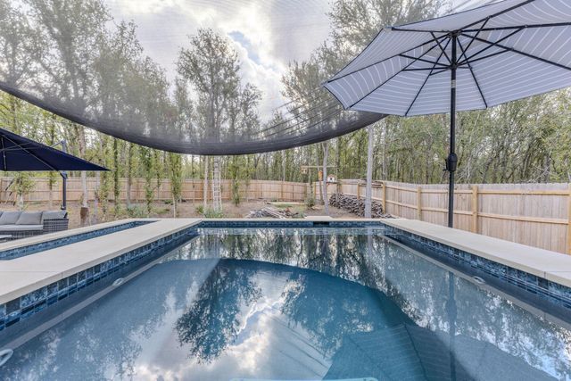 107 Keawakapu DR, Bastrop, TX 78602