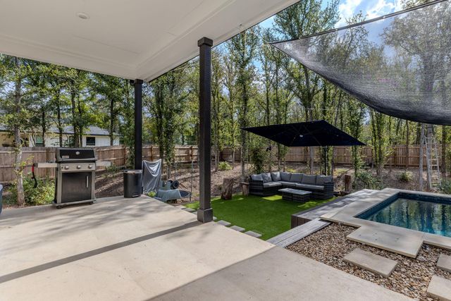 107 Keawakapu DR, Bastrop, TX 78602
