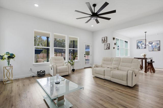 107 Keawakapu DR, Bastrop, TX 78602