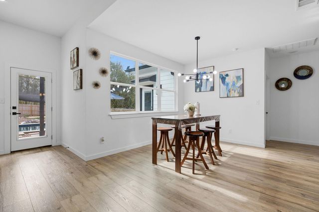 107 Keawakapu DR, Bastrop, TX 78602