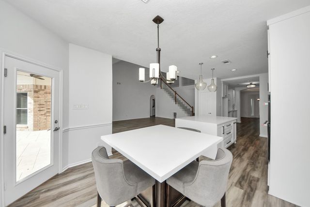 11207 Satin Tail Lane, Houston, TX 77095