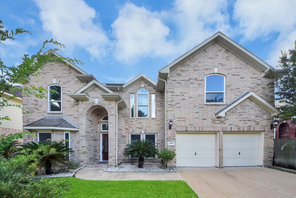 11207 Satin Tail Lane, Houston, TX 77095