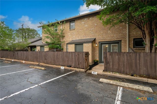 1015 E Yager Lane 27, Austin, TX 78753