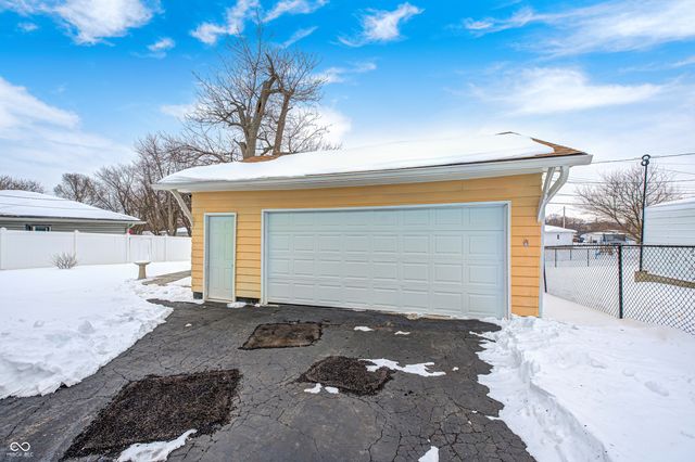 715 Killian Drive, Beech Grove, IN 46107