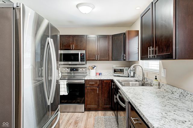 715 Killian Drive, Beech Grove, IN 46107