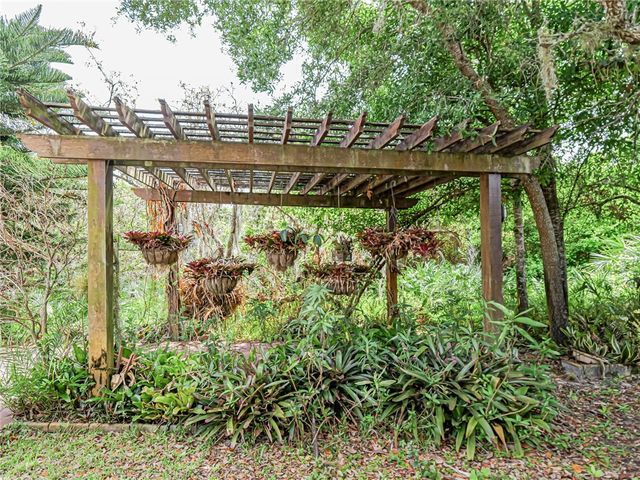 709 Brush Foot Drive, Sebastian, FL 32958