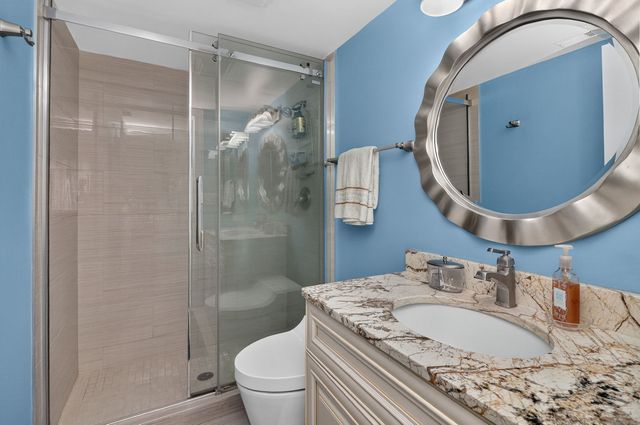 1470 JEFFERSON Street 308, Des Plaines, IL 60016