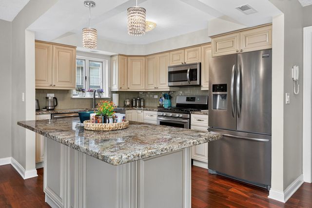 1470 JEFFERSON Street 308, Des Plaines, IL 60016