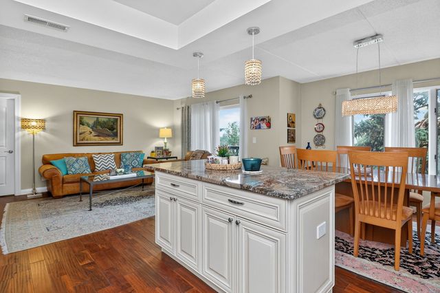 1470 JEFFERSON Street 308, Des Plaines, IL 60016
