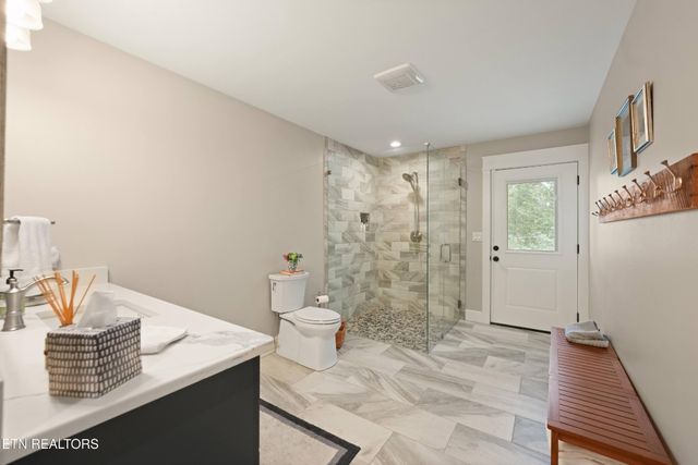 16 Milnor Circle, Crossville, TN 38558