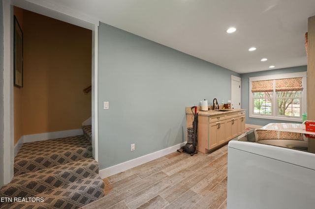 16 Milnor Circle, Crossville, TN 38558