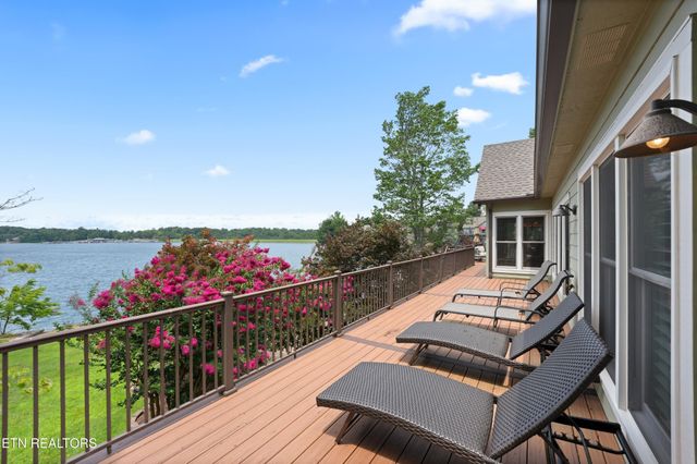16 Milnor Circle, Crossville, TN 38558