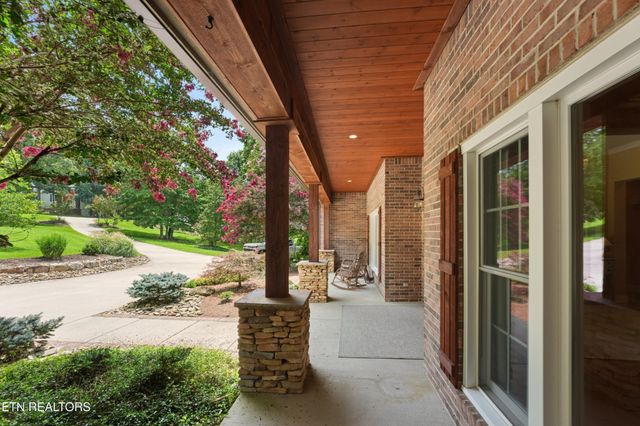 16 Milnor Circle, Crossville, TN 38558
