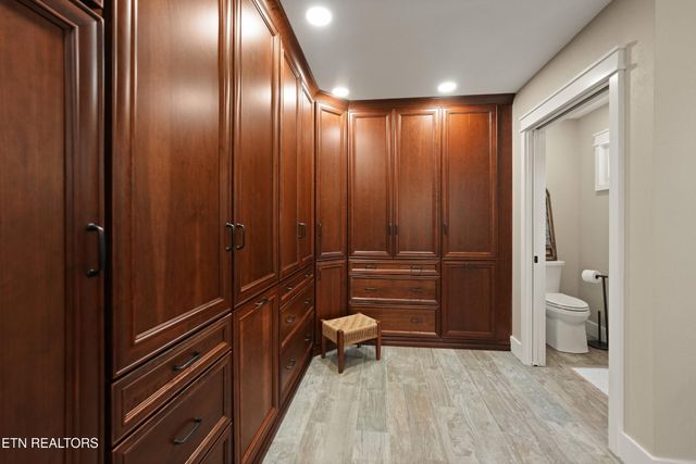 16 Milnor Circle, Crossville, TN 38558