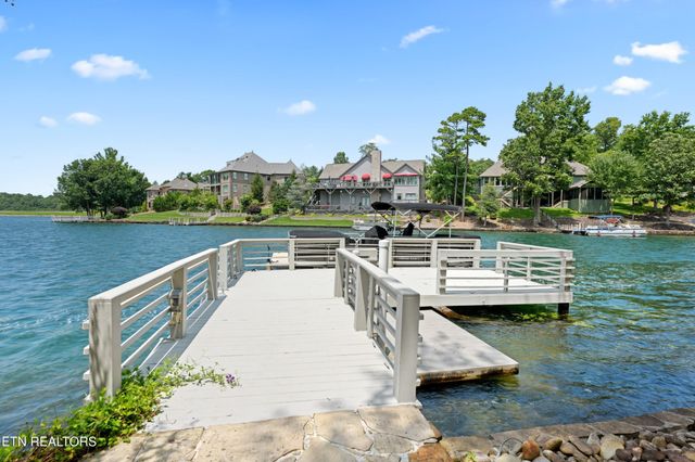 16 Milnor Circle, Crossville, TN 38558