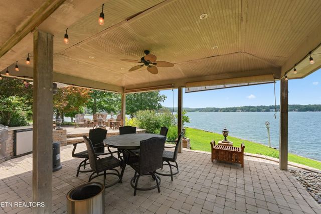 16 Milnor Circle, Crossville, TN 38558