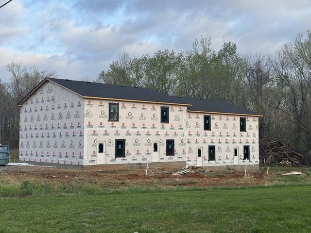 630 Guildfield Dr, Clarksville, TN 37043