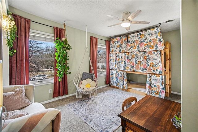 404 N GLADSTONE Boulevard, Kansas City, MO 64123