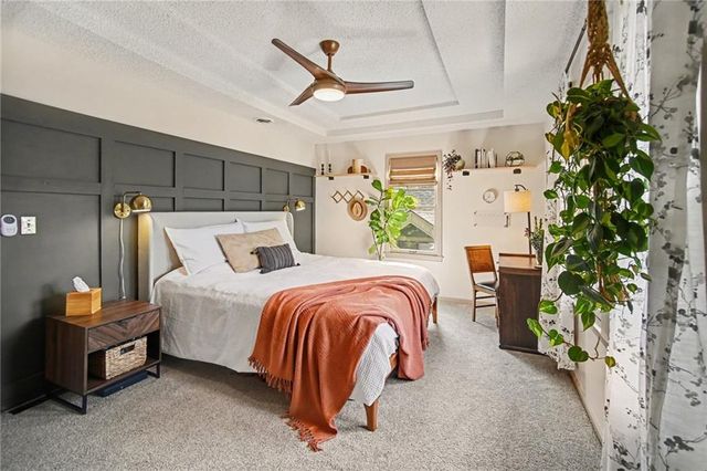 404 N GLADSTONE Boulevard, Kansas City, MO 64123