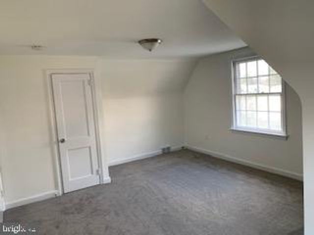 722 S WHITE HORSE PIKE, Audubon, NJ 08106