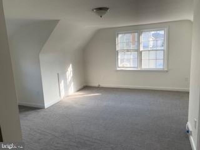 722 S WHITE HORSE PIKE, Audubon, NJ 08106