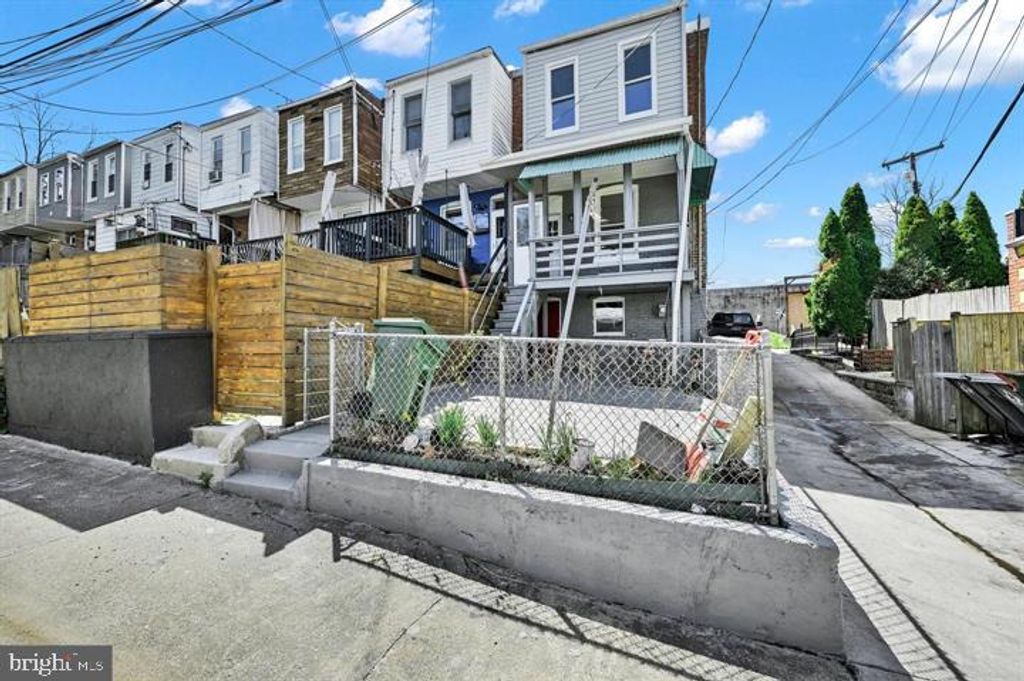 3004 WEAVER AVE, Baltimore, MD 21214
