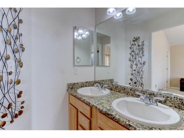 17052 E Warren Pl A, Aurora, CO 80013