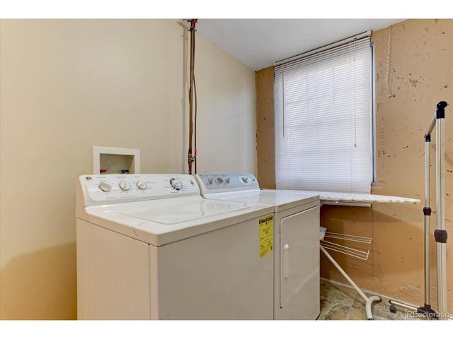 17052 E Warren Pl A, Aurora, CO 80013