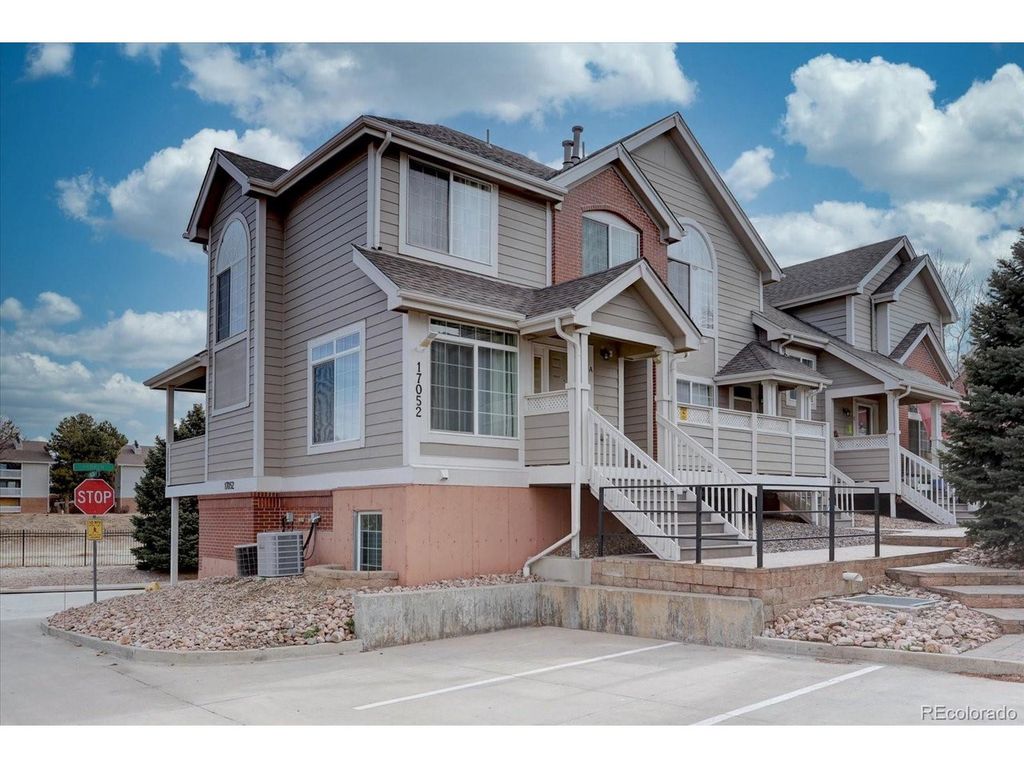 17052 E Warren Pl A, Aurora, CO 80013