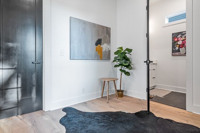 202 Orlando Ave, Nashville, TN 37209