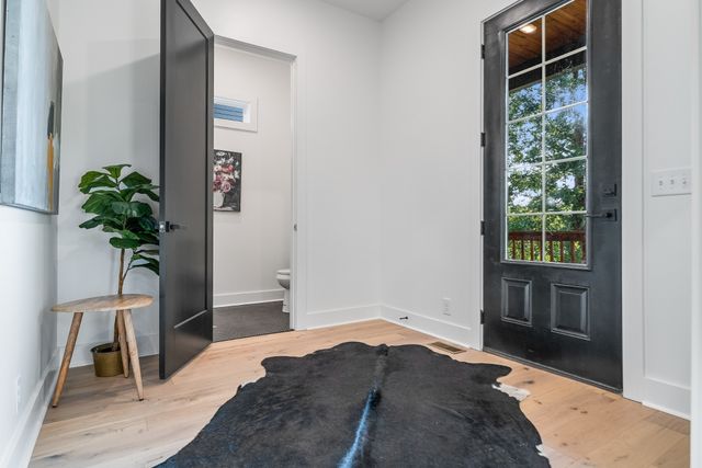 202 Orlando Ave, Nashville, TN 37209