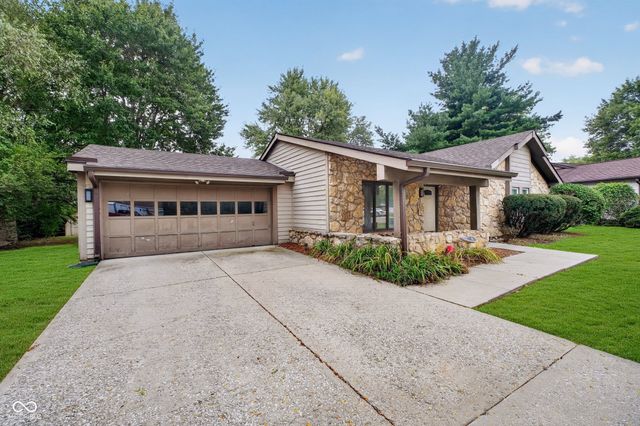 1627 Countryside Lane, Indianapolis, IN 46231