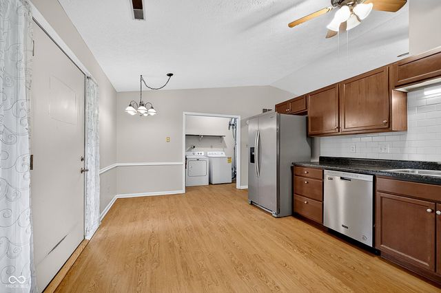 1627 Countryside Lane, Indianapolis, IN 46231